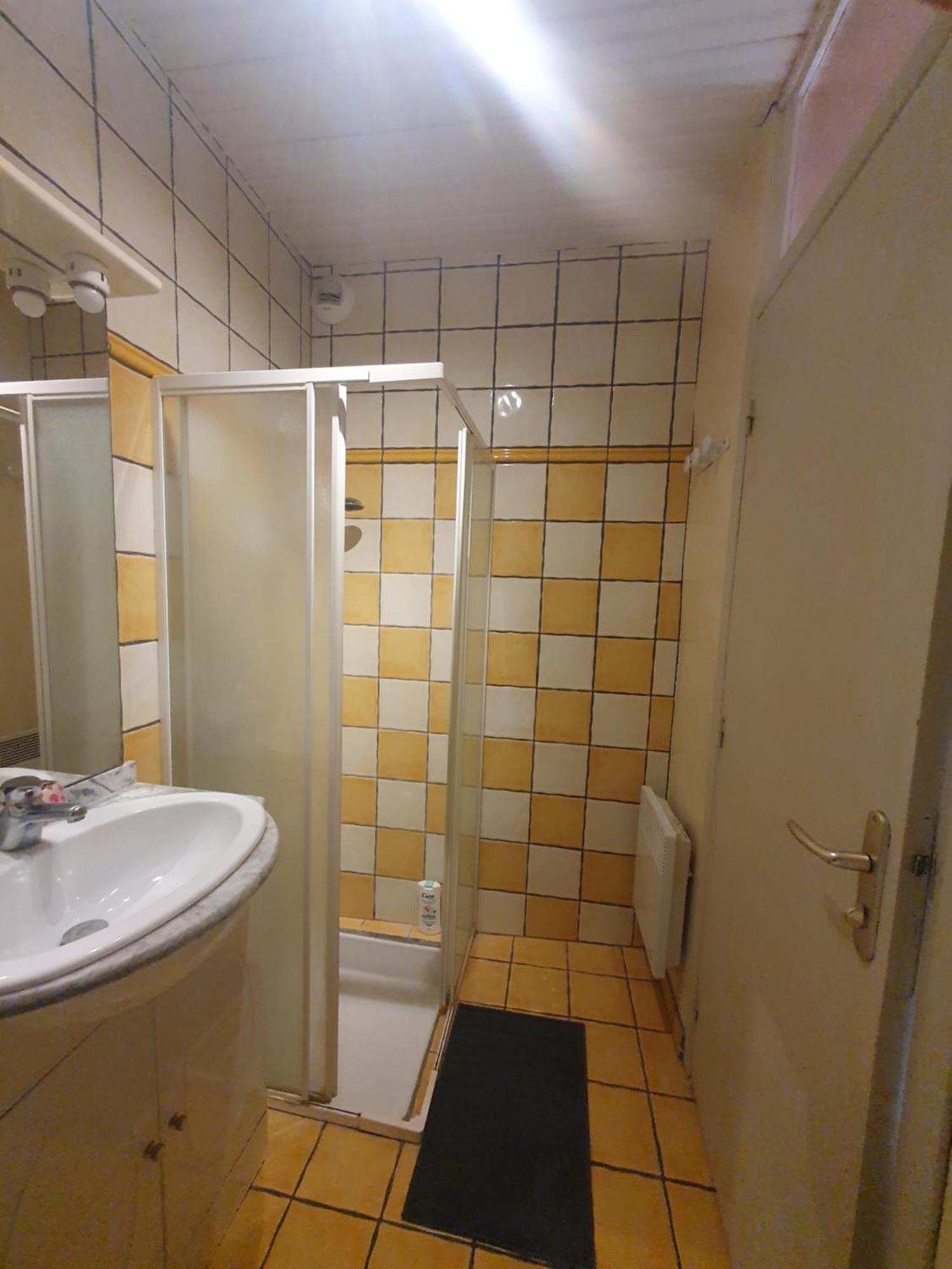 Appartement meublé centre ville NYONS Esterno foto