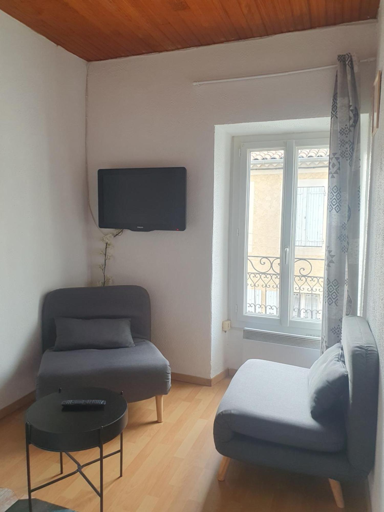 Appartement meublé centre ville NYONS Esterno foto